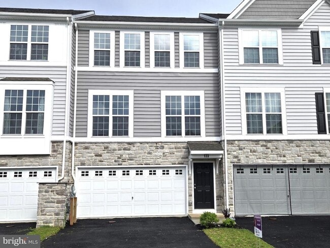 property at 123 Case Rd