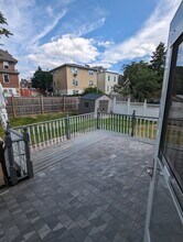20 Sherman Ave, Unit 2 in Yonkers, NY - Foto de edificio - Building Photo