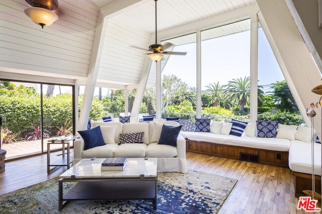 property at 29151 Cliffside Dr