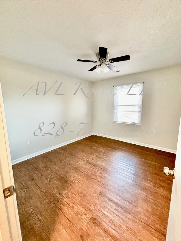 51 Little Bend Ln, Unit B in Brevard, NC - Building Photo - Building Photo