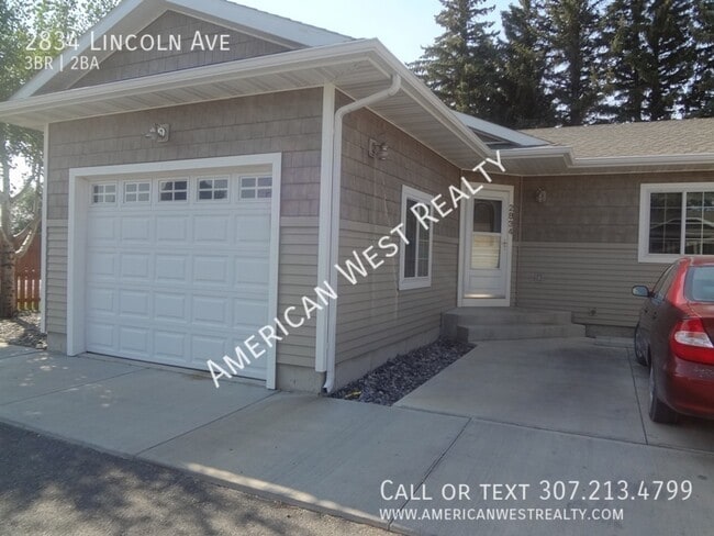 property at 2834 Lincoln Ave