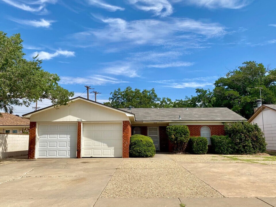5038 53rd St in Lubbock, TX - Building Photo