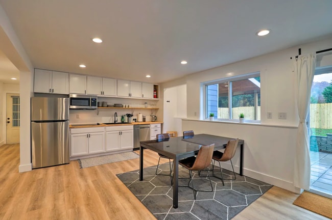 70 Pearl St in Black Mountain, NC - Building Photo - Building Photo