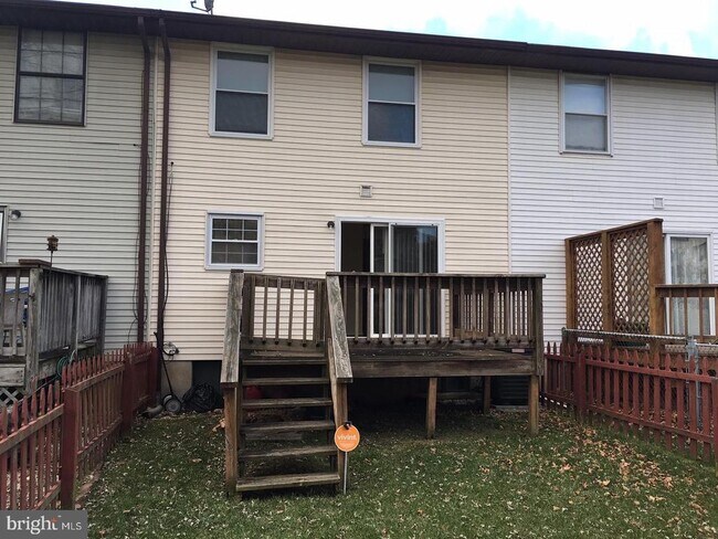 703 Johahn Dr in Westminster, MD - Building Photo - Building Photo