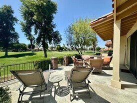 291 Serena Dr in Palm Desert, CA - Building Photo