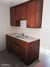 8343 Amigo Ave in Los Angeles, CA - Building Photo - Building Photo
