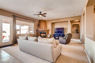 2558 Kinghorn Pl in Henderson, NV - Building Photo - Building Photo