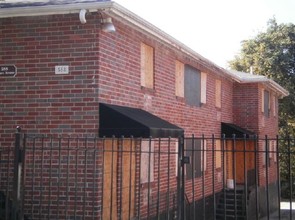 Paines Avenue Apartments in Atlanta, GA - Building Photo - Building Photo