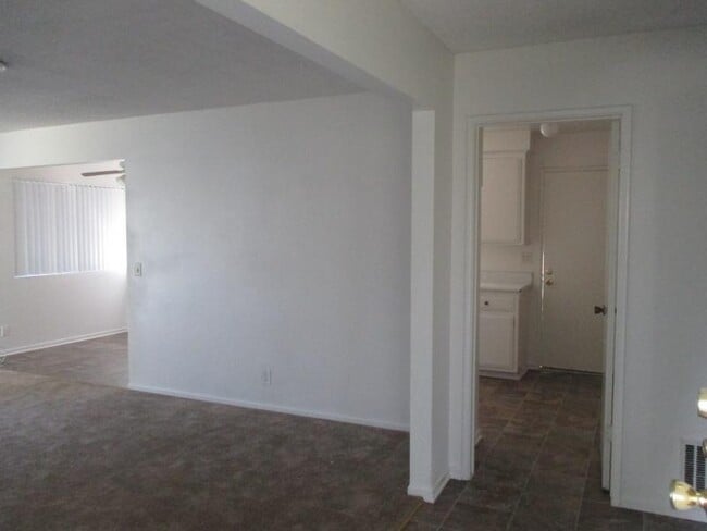41637 Marine Dr in Hemet, CA - Building Photo - Building Photo