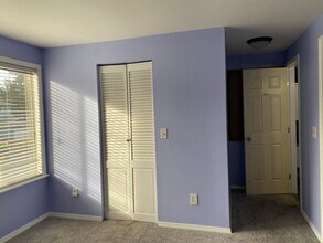 33640 27th Pl SW in Federal Way, WA - Foto de edificio - Building Photo