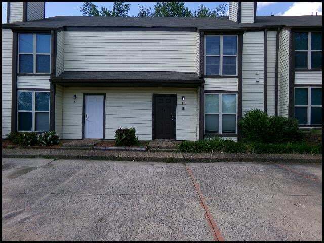 property at 401 Club Rd