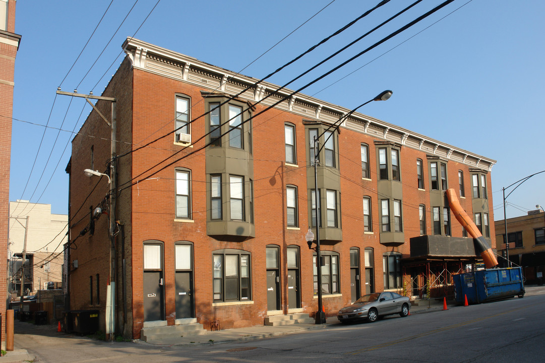 1401-1405 W Taylor St in Chicago, IL - Building Photo