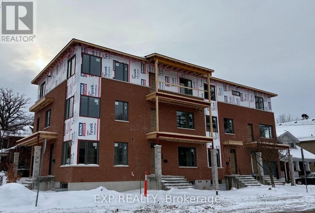 property at 2 Iona St