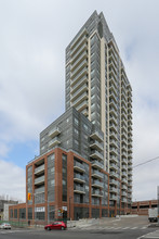 1400 Dupont St in Toronto, ON - Building Photo - Building Photo