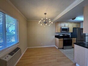 333 Masters Ct in Walnut Creek, CA - Building Photo - Building Photo