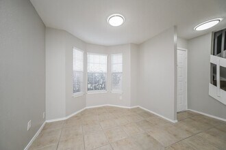 4017 Hunnington Dr in Conroe, TX - Foto de edificio - Building Photo