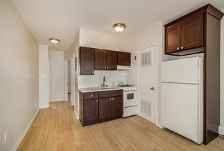 242 South St-Unit -2 in Jersey City, NJ - Foto de edificio - Building Photo