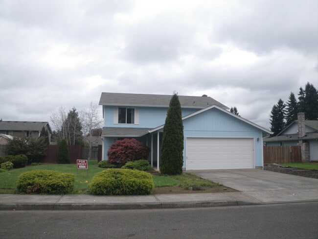 10812 NE 90th St in Vancouver, WA - Foto de edificio - Building Photo