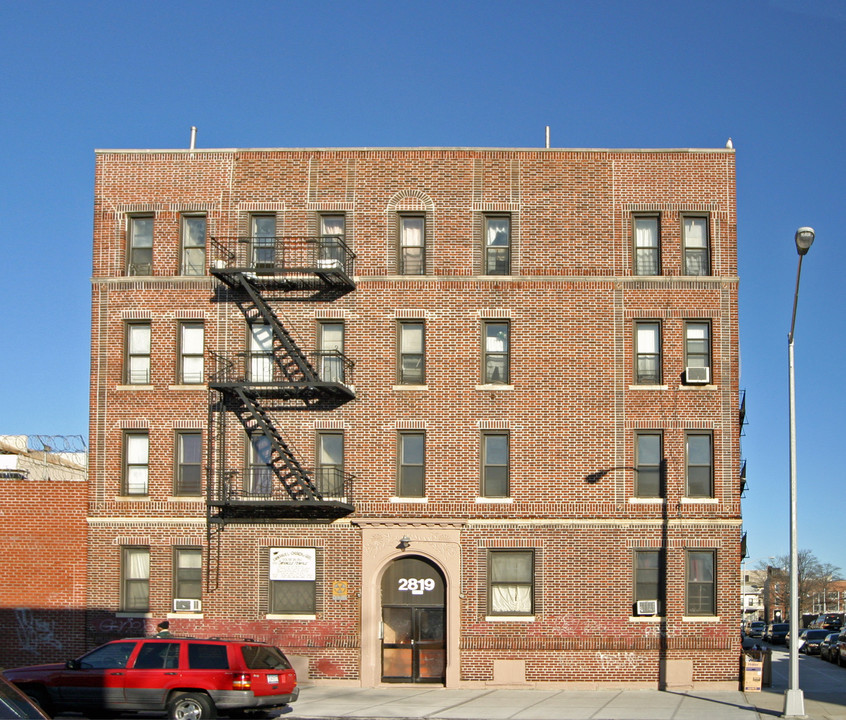 2819 Tilden Ave in Brooklyn, NY - Foto de edificio