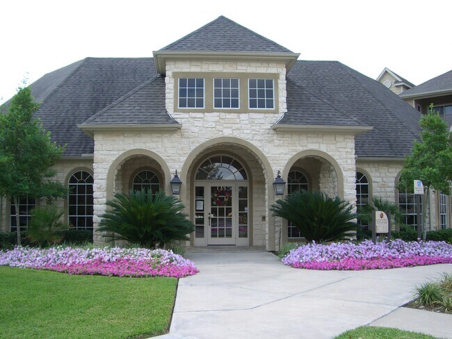 Retreat at Westchase in Houston, TX - Foto de edificio - Building Photo