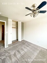 8300 W 31st St in St. Louis Park, MN - Foto de edificio - Building Photo