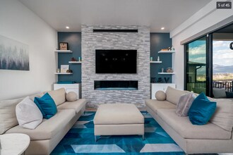 789 Miller Ave in North Salt Lake, UT - Building Photo - Building Photo