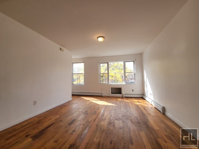 789 E 169th St-Unit -2 in Bronx, NY - Building Photo - Building Photo