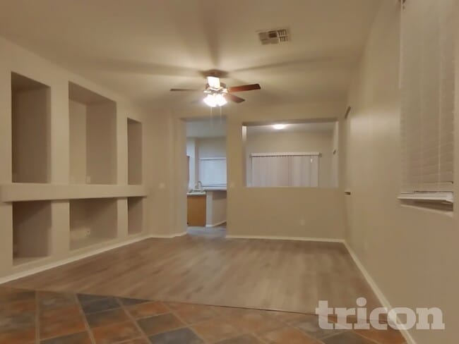 12513 W Washington St in Avondale, AZ - Foto de edificio - Building Photo