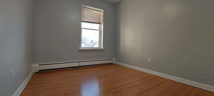 121 Garrison Ave, Unit 403 in Jersey City, NJ - Building Photo - Building Photo