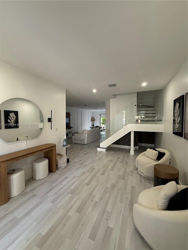 property at 10409 W 32nd Ln