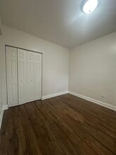 2152 N Kostner Ave in Chicago, IL - Building Photo - Building Photo