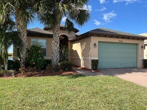 12190 SW Bennington Cir in Port St. Lucie, FL - Building Photo - Building Photo