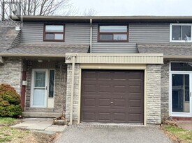 341 Military Trail in Toronto, ON - Building Photo