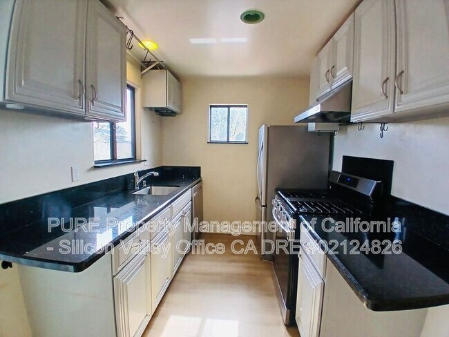 7555 Sunset Way in Aptos, CA - Building Photo - Building Photo