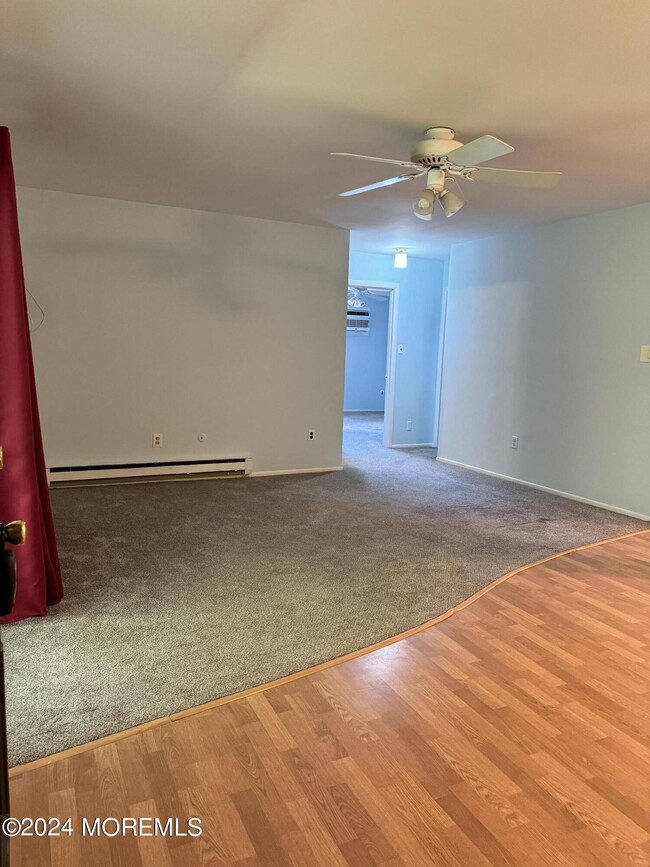 95 Lexington Ct