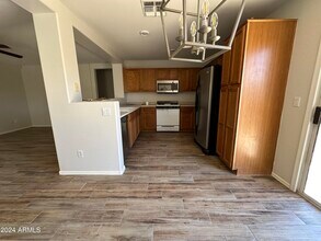 12621 W Myer Ln in El Mirage, AZ - Building Photo - Building Photo