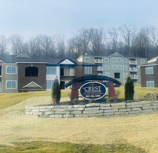 The Crest at Williams Creek in Fort Wright, KY - Foto de edificio - Building Photo