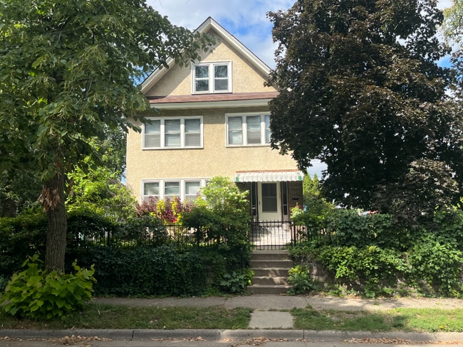 property at 3400 Garfield Ave