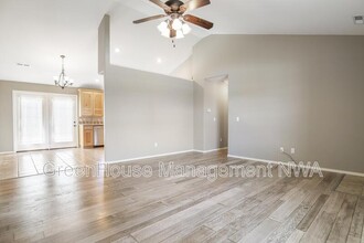 403 Cherry St in Pea Ridge, AR - Building Photo - Building Photo