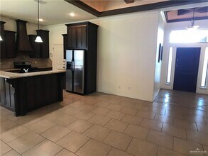 2213 N Opal St in Edinburg, TX - Building Photo - Building Photo