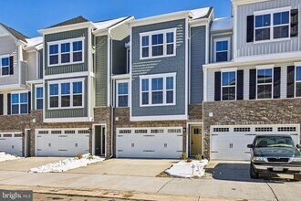 9389 Edenderry Dr in Fredericksburg, VA - Building Photo - Building Photo