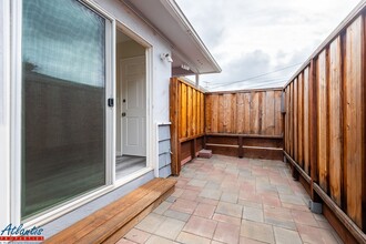 507-511 Madison Ave in Redwood City, CA - Building Photo - Building Photo