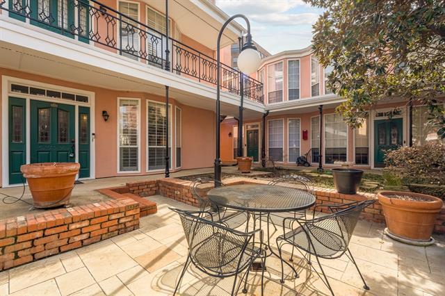 3208 Cole Ave in Dallas, TX - Building Photo - Building Photo