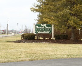 Berwick Grove in Columbus, OH - Building Photo - Building Photo