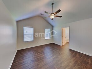 307 Stable View Loop in Dallas, GA - Building Photo - Building Photo