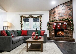 6205 Maple Springs Dr in Arlington, TX - Building Photo - Building Photo