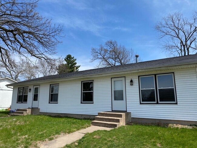 property at 712 9th St