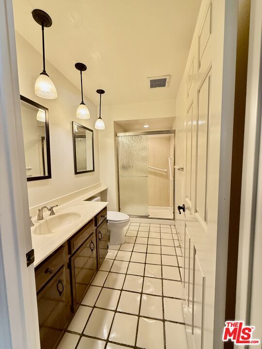 30402 Penrod Dr in Agoura Hills, CA - Building Photo - Building Photo