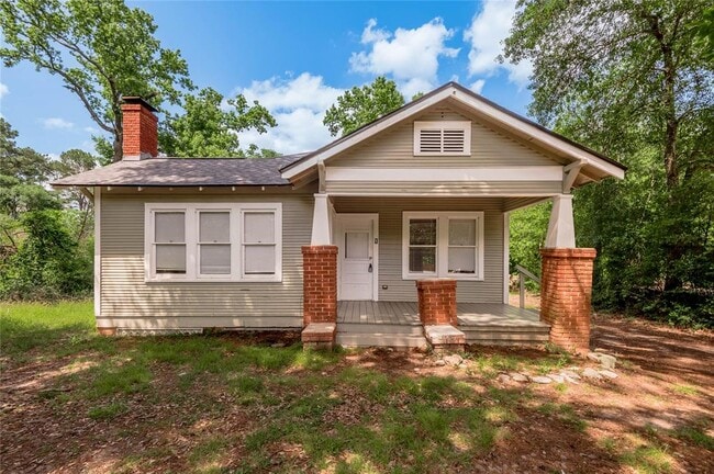 property at 2905 Sam Houston Ave