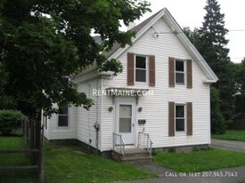 391 Buck St in Bangor, ME - Building Photo